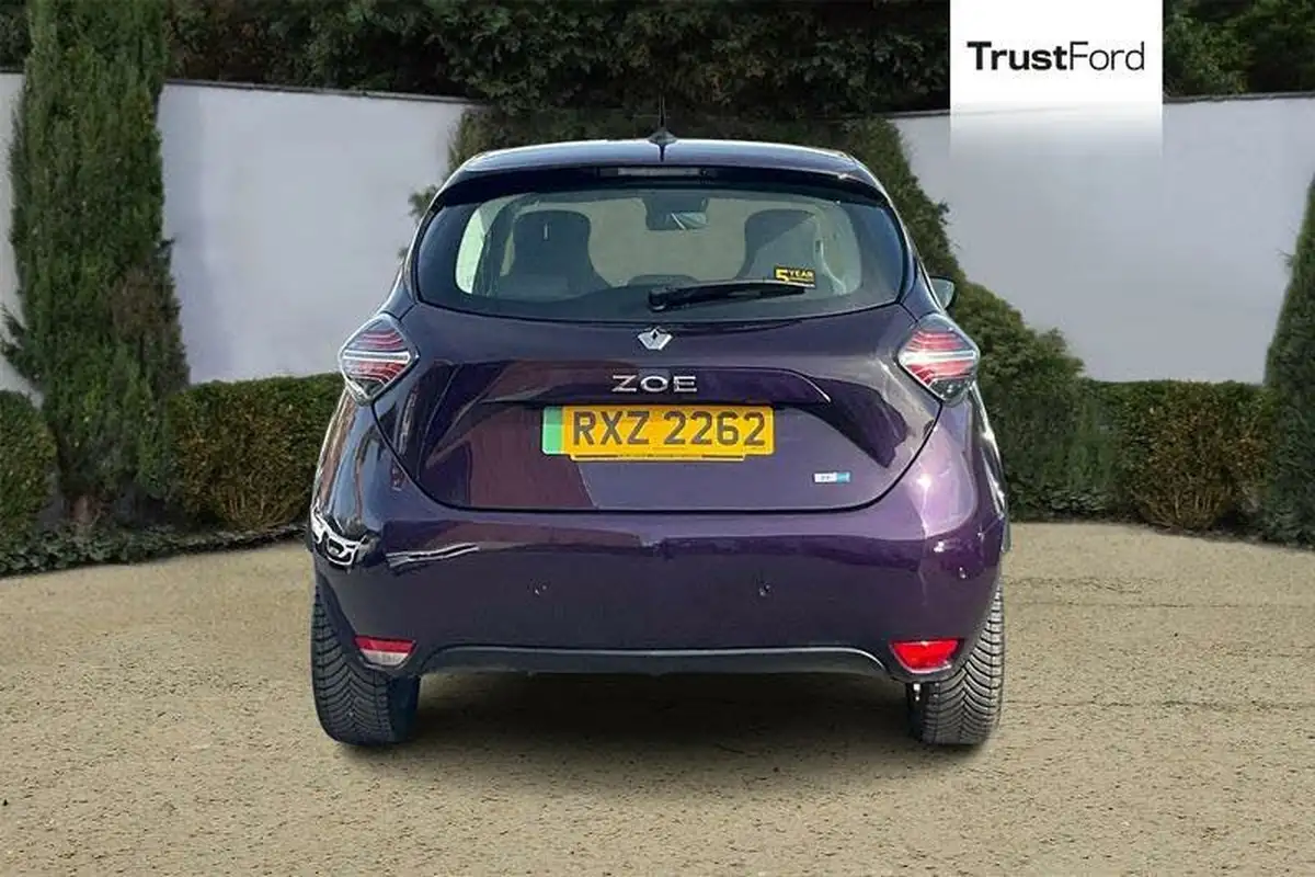 2022-renault-zoe-e-iconic-135ps-r135ev50-rapid-charge-big-6