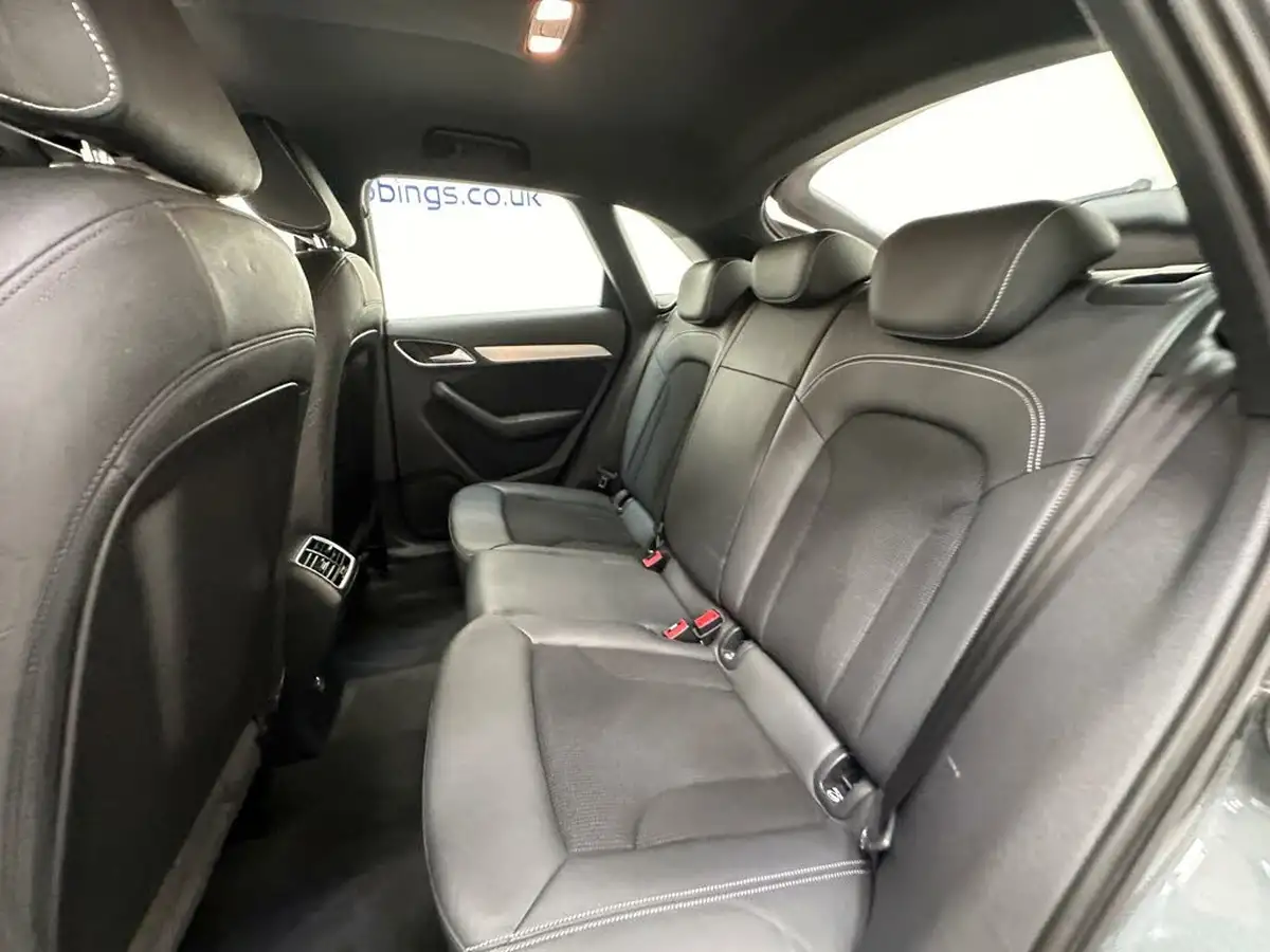 2018-audi-q3-20-tdi-s-line-edition-big-26