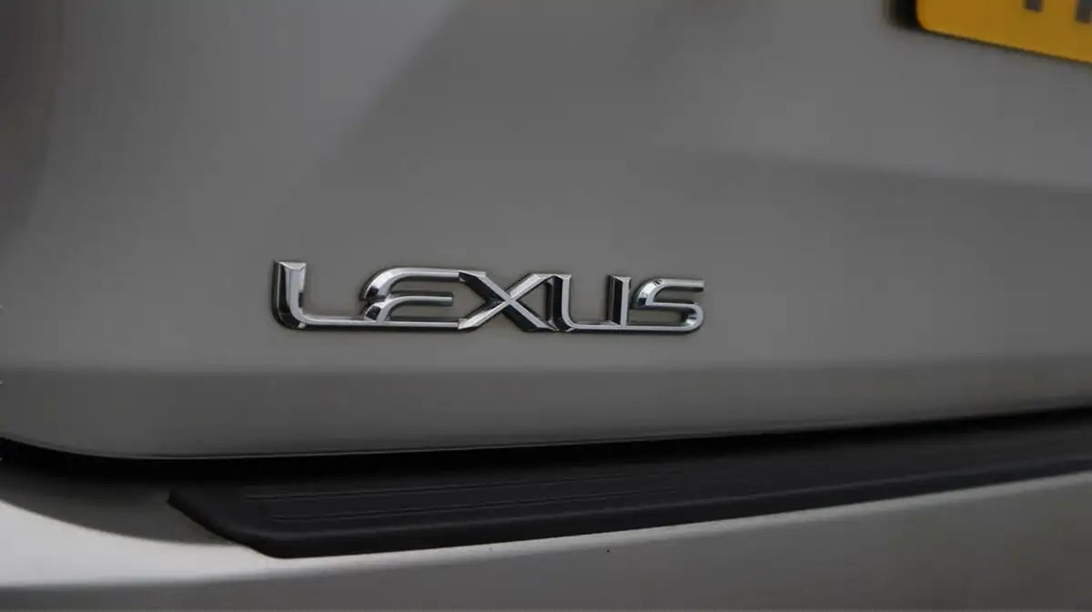 2019-lexus-rx-450h-35-rx-big-19