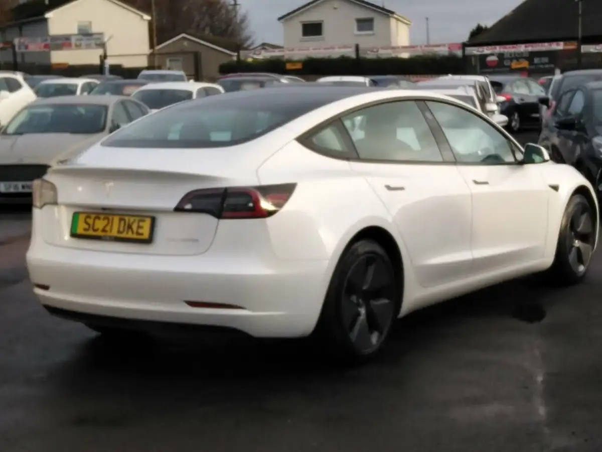 2021-tesla-model-3-e-long-range-4x4-big-2