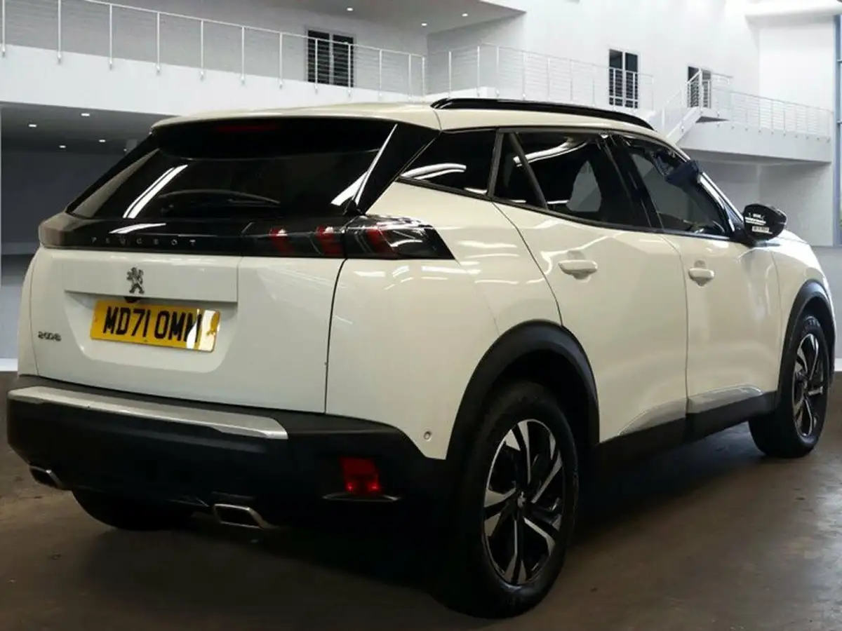 2022-peugeot-2008-suv-12-puretech-allure-premium-130bhp-eat8-big-3