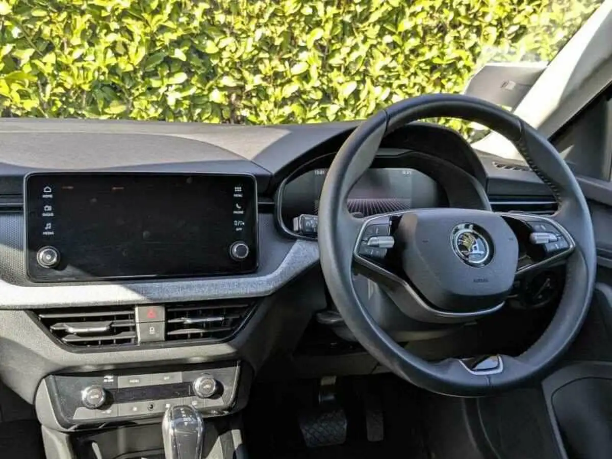 2024-skoda-scala-10-tsi-se-116ps-dsg-big-1