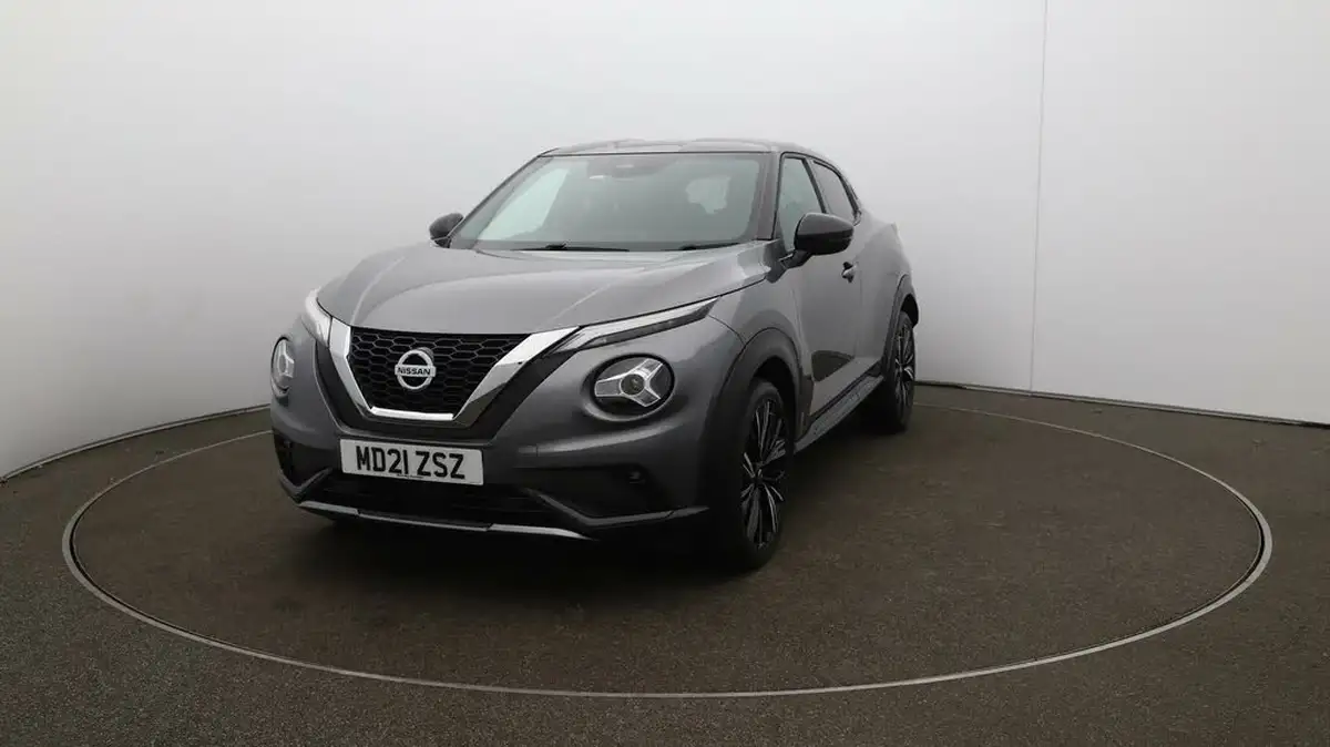 2021-nissan-juke-10-dig-t-tekna-dct-big-35