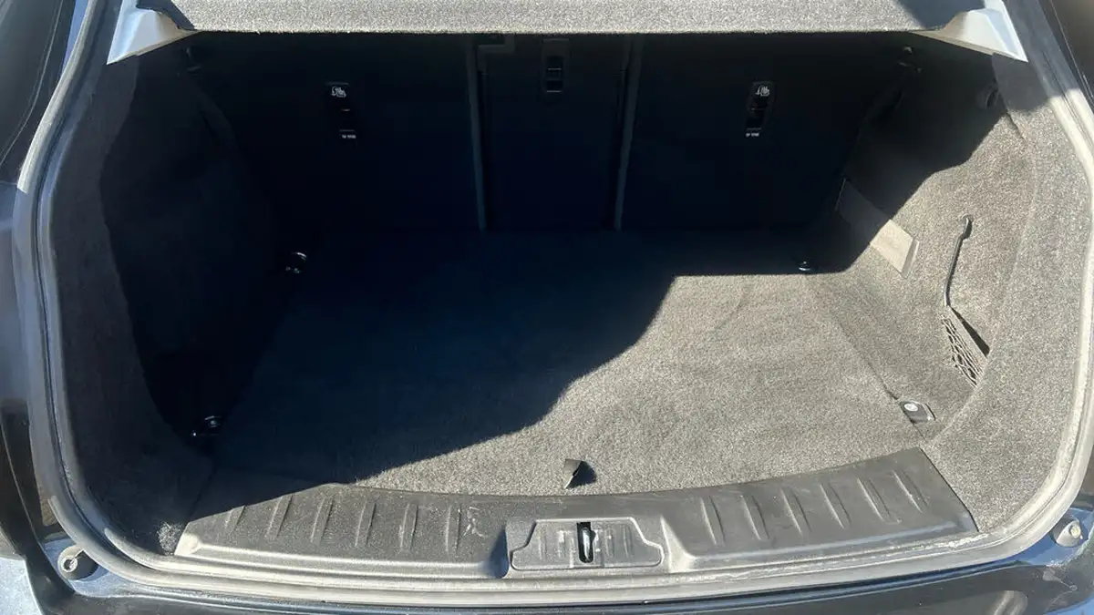 2021-jaguar-e-pace-20-d165-s-big-21