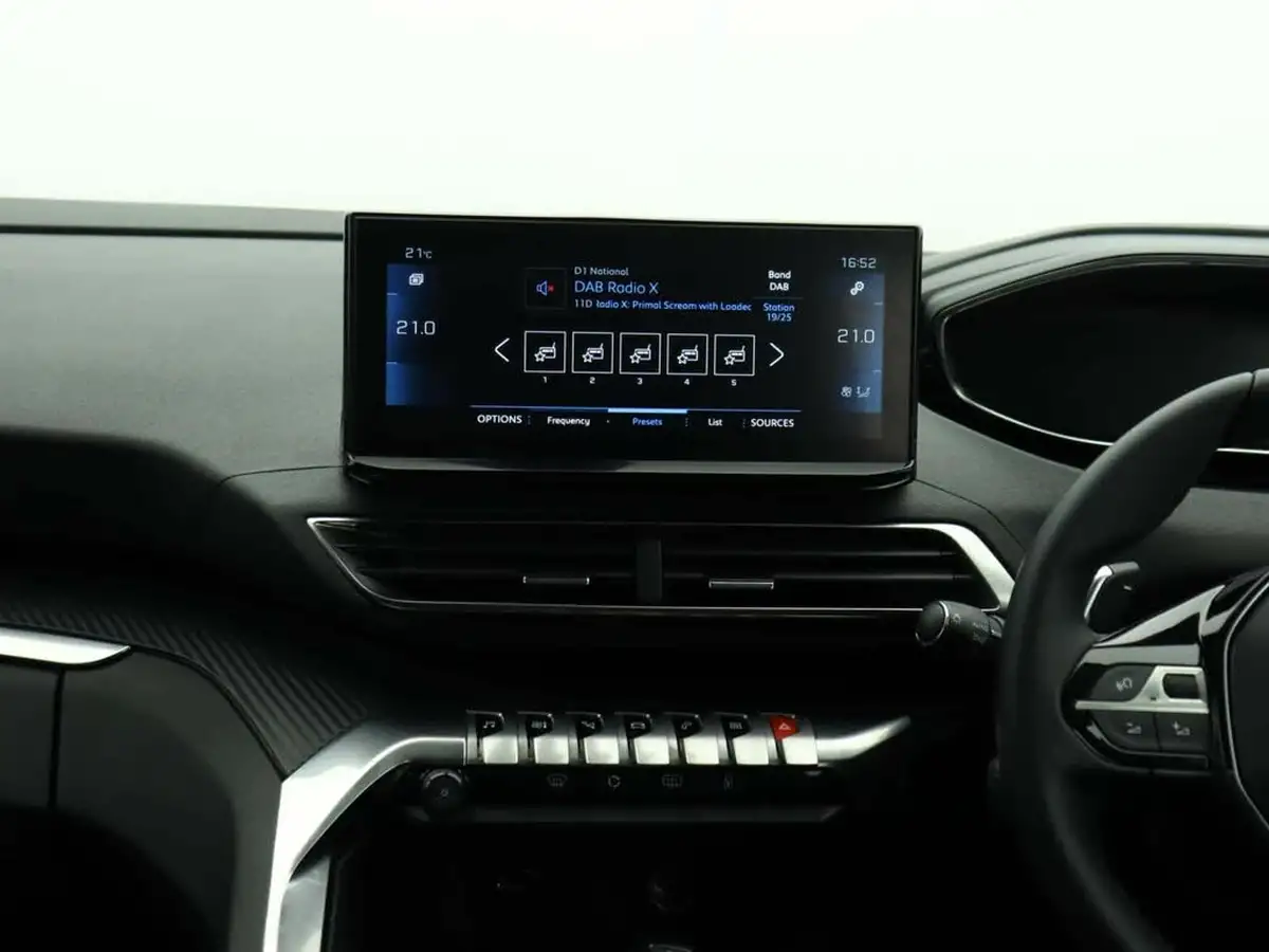 2022-peugeot-3008-suv-15-bluehdi-allure-eat8-big-8