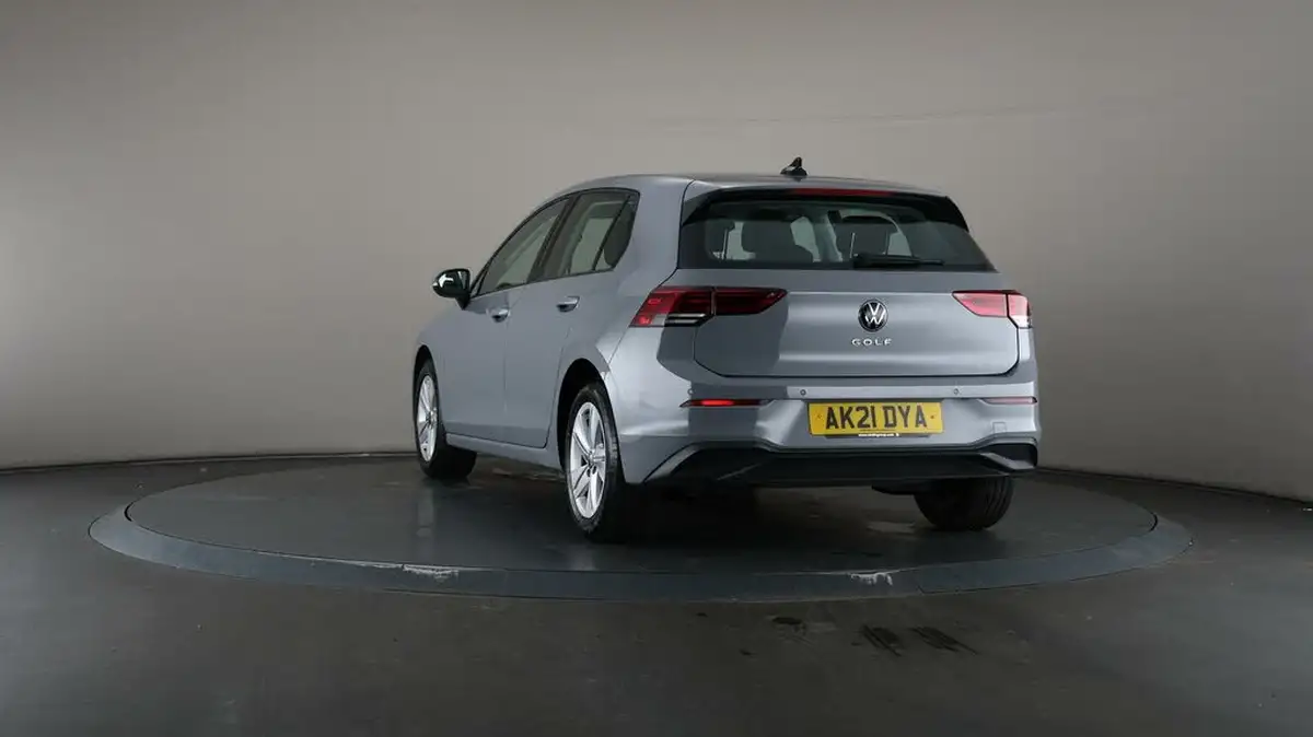 2021-volkswagen-golf-15-tsi-life-150ps-hatchback-big-55