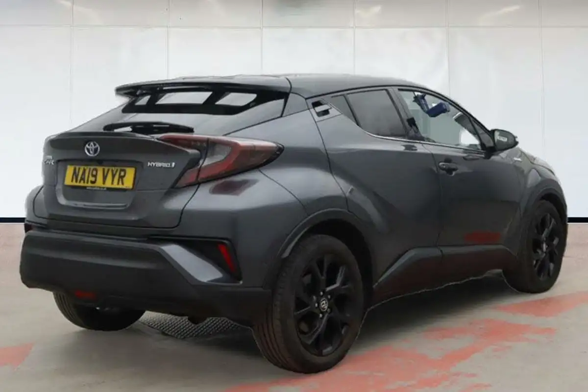 2019-toyota-c-hr-18-vvt-i-dynamic-big-3
