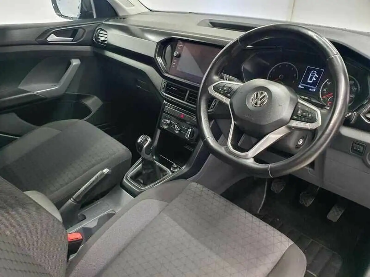 2020-volkswagen-t-cross-10-tsi-se-115ps-big-12