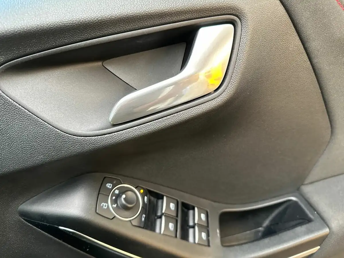 2022-ford-puma-suv-10-st-line-155ps-big-24