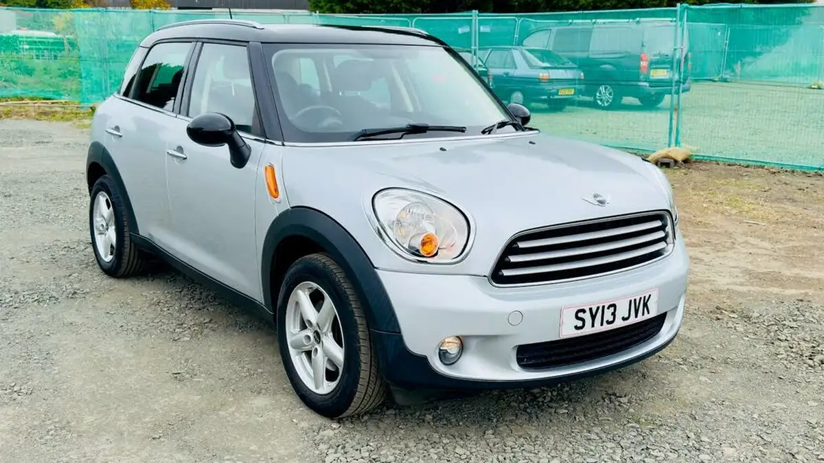 2013-mini-countryman-16-cooper-pepper-big-4