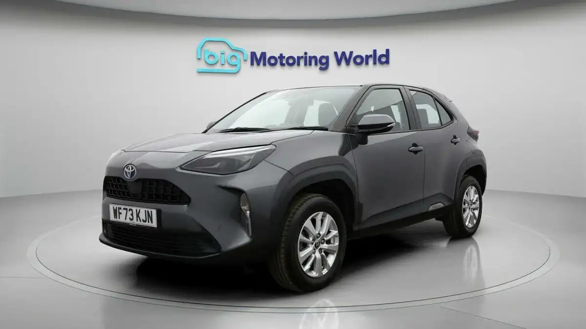 2023-toyota-yaris-cross-15-vvt-i-icon-big-3