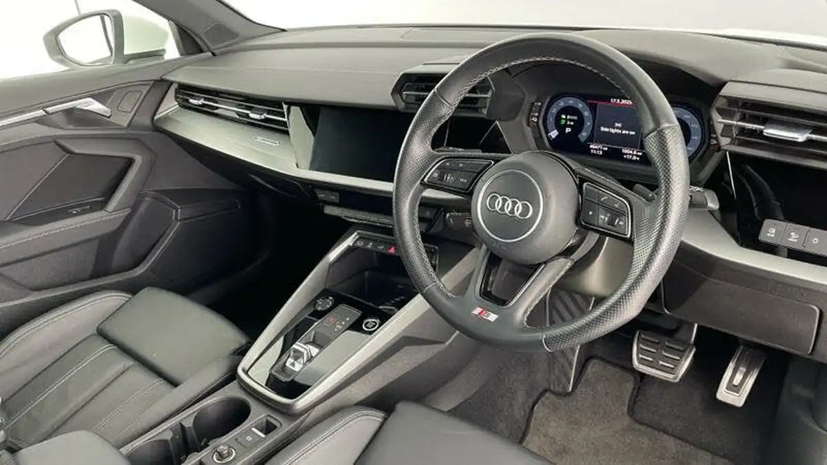2021-audi-a3-14-40-tfsi-e-s-line-big-5