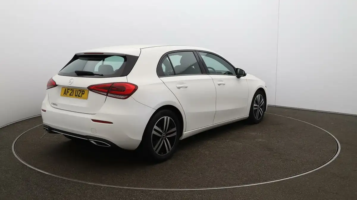 2021-mercedes-benz-a-class-15d-a180d-sport-hatchback-5d-7g-dct-big-52