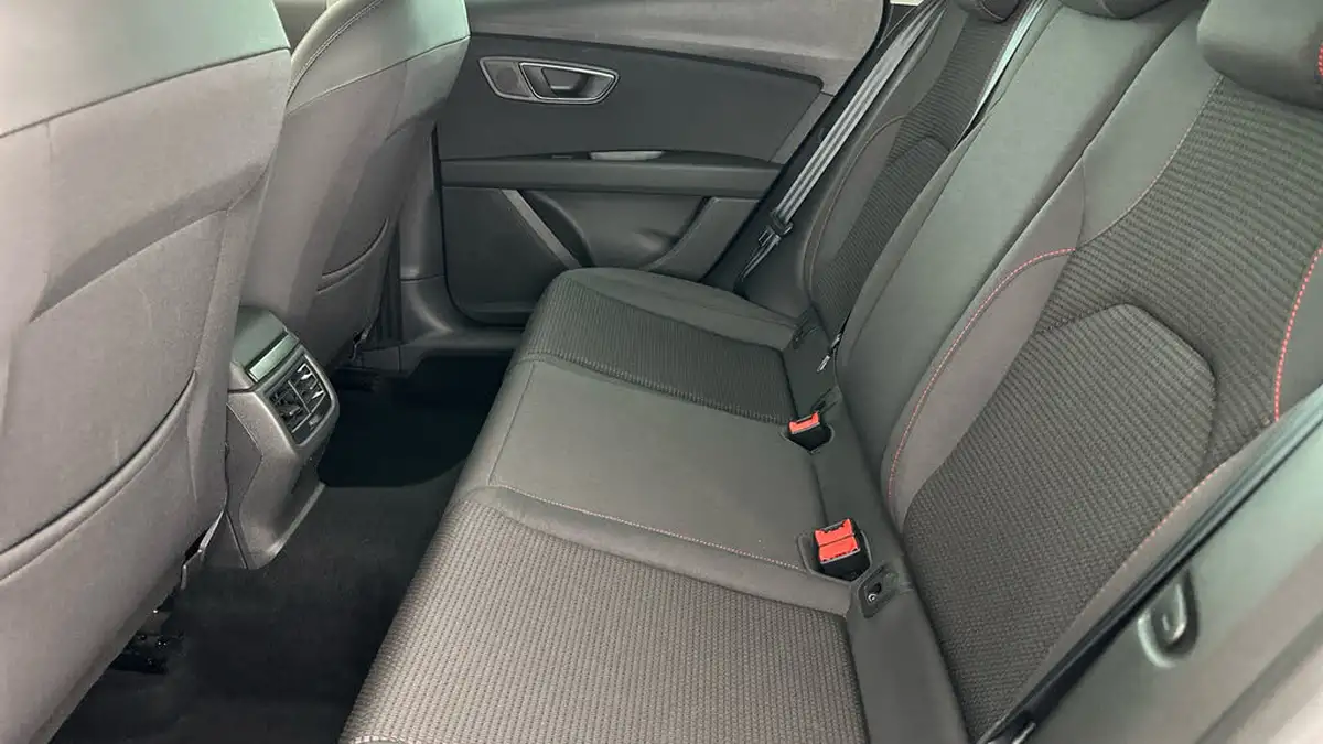 2020-seat-leon-15-tsi-evo-fr-black-edition-150ps-hatchback-big-19