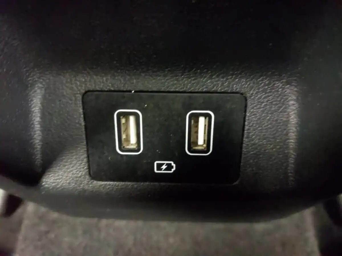2022-hyundai-tucson-16-t-gdi-premium-230ps-hybrid-auto-big-9