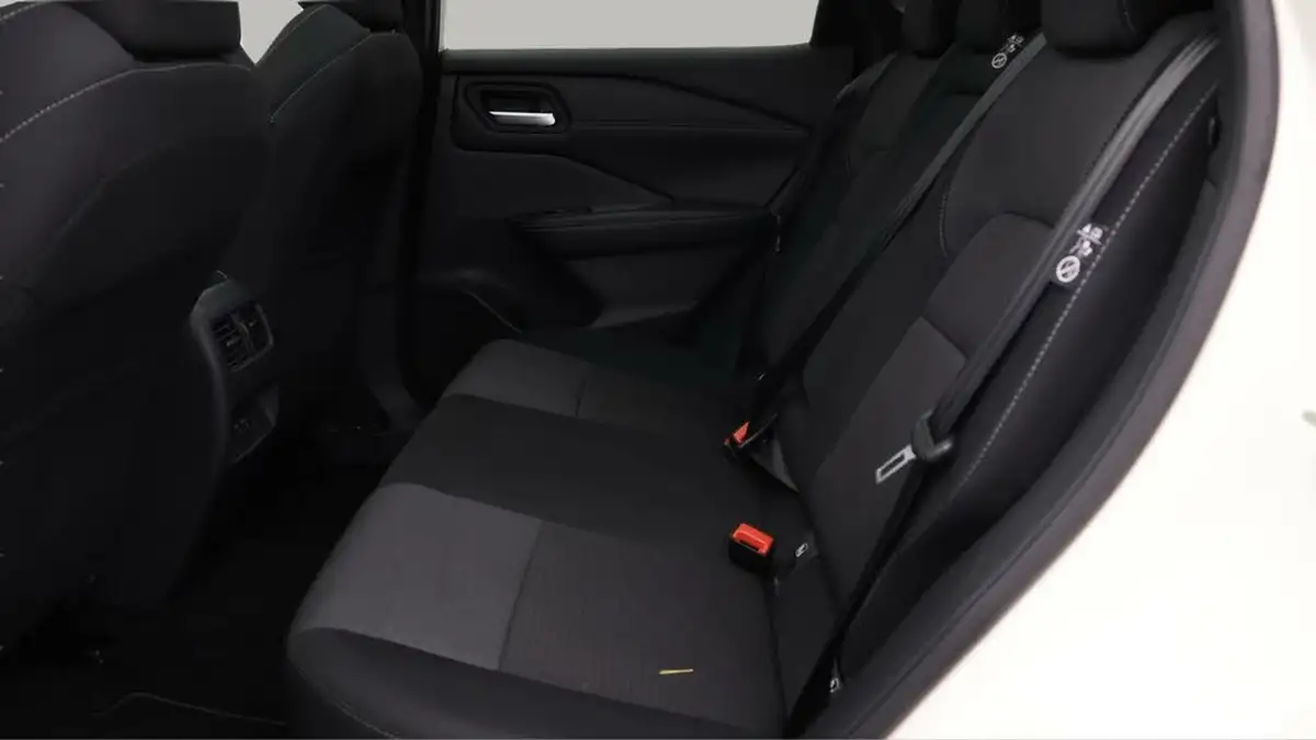 2022-nissan-qashqai-13-dig-t-n-connecta-140ps-big-15