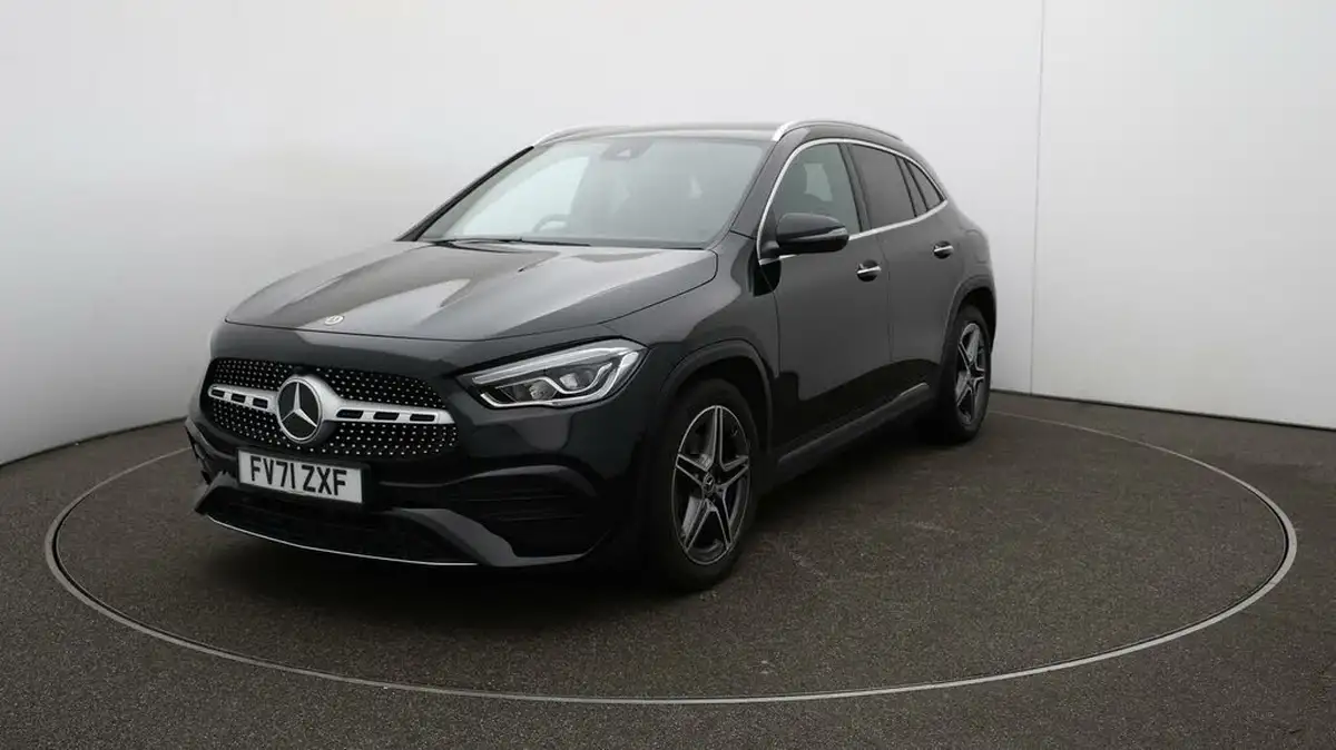 2022-mercedes-benz-gla-class-13-gla-180-amg-line-premium-big-35