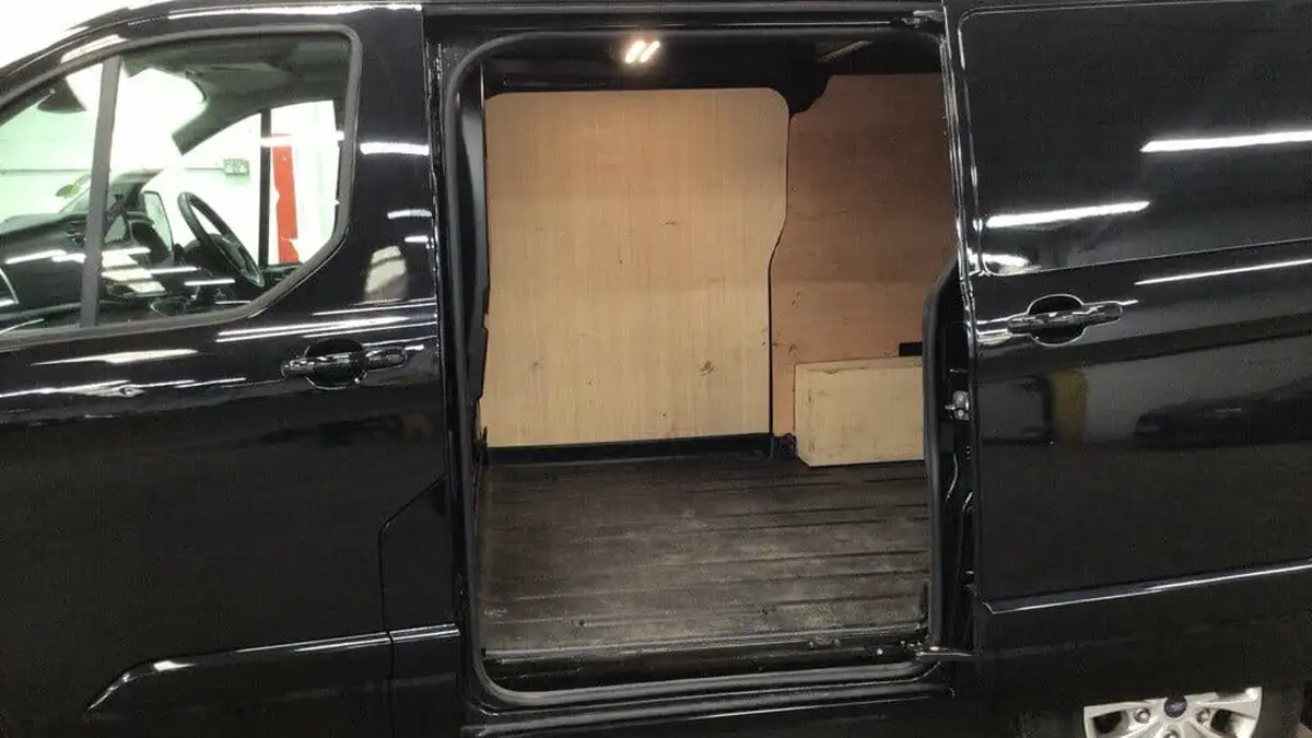 2023-ford-transit-custom-20tdci-300-l1h1-limited-130pseu6d-panel-van-1997cc-big-7