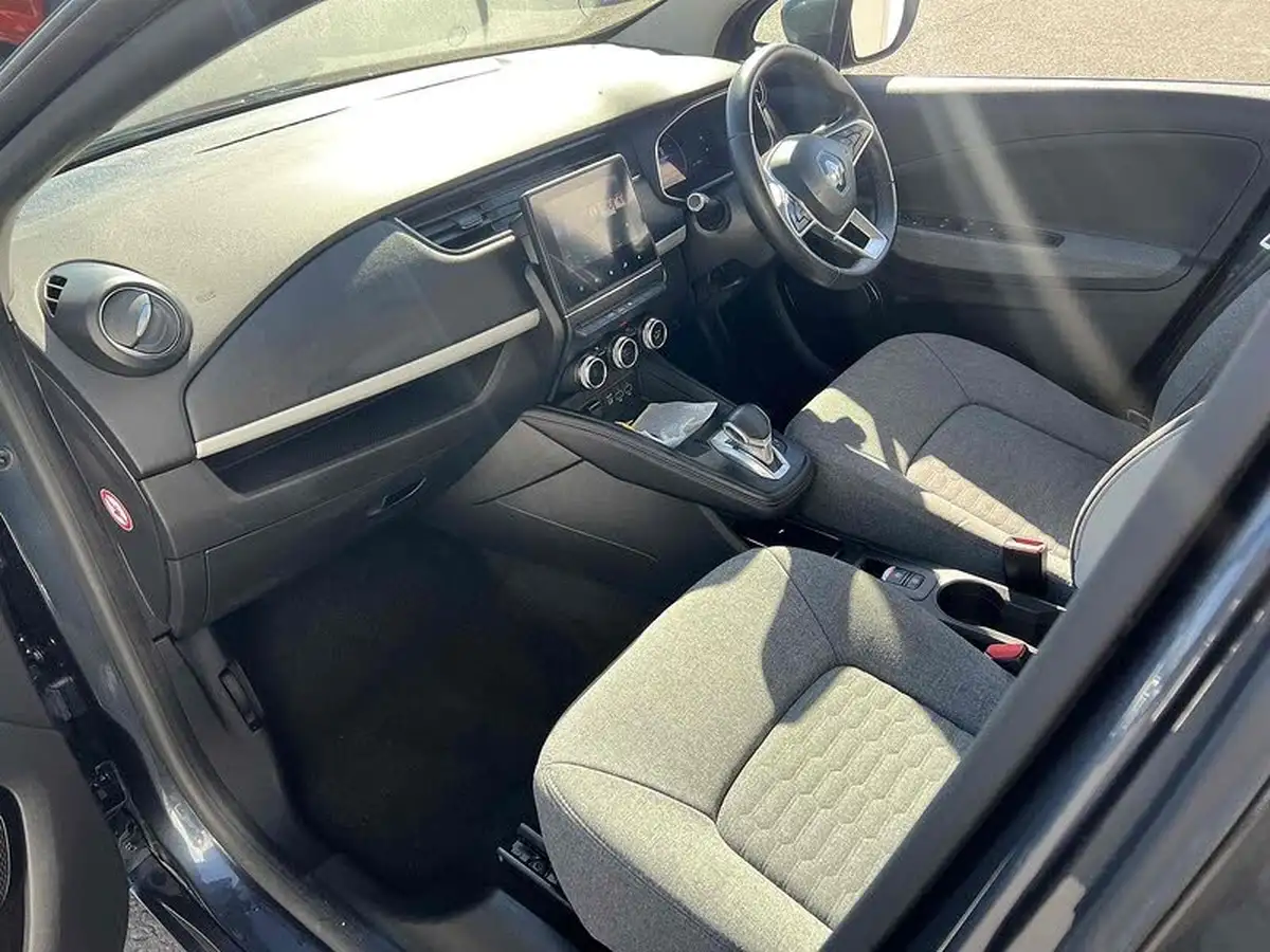2020-renault-zoe-e-i-iconic-135ps-r135ze50-big-22