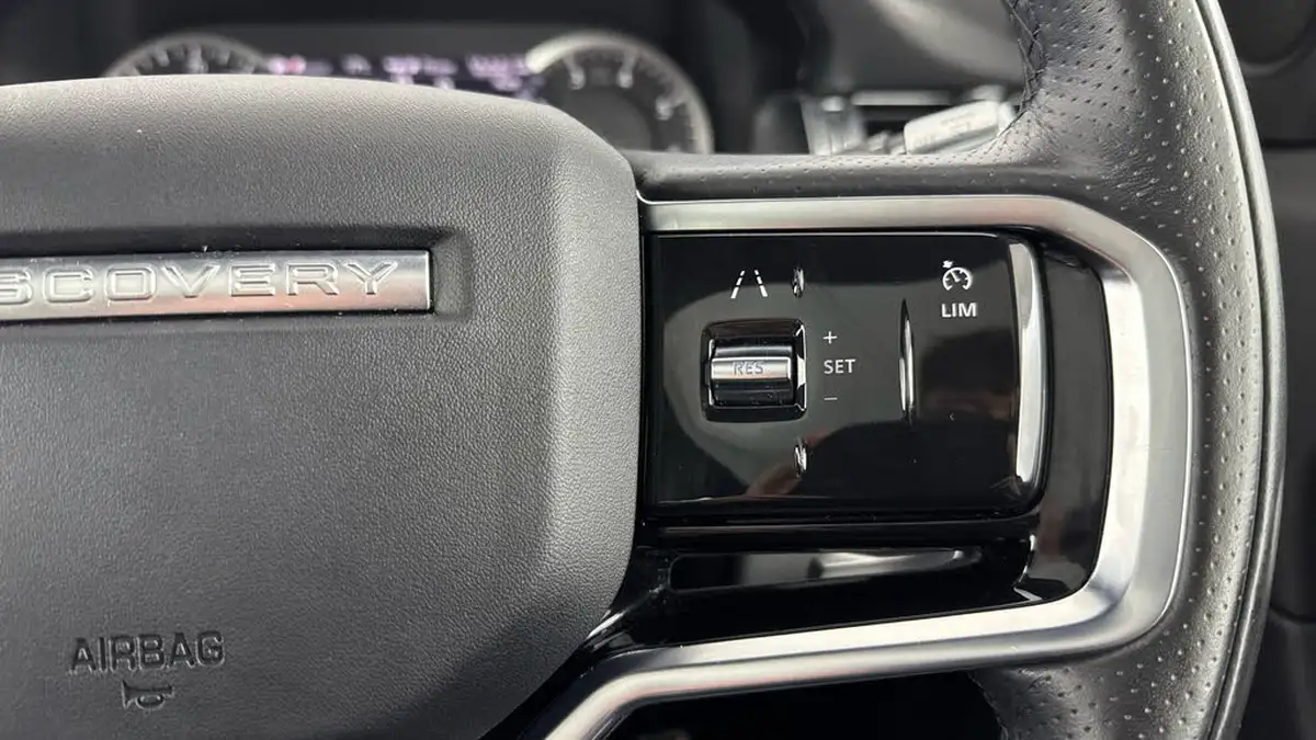 2021-land-rover-discovery-sport-15-p300e-urban-edition-big-20