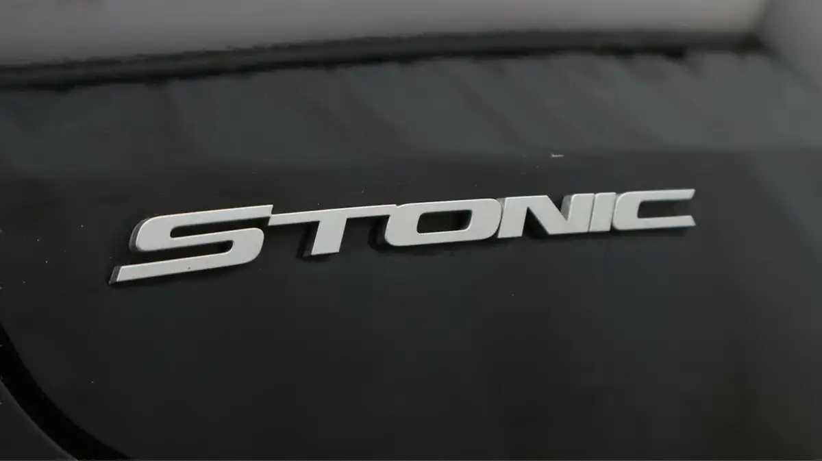 2022-kia-stonic-10-t-gdi-gt-line-118bhp-48v-big-20