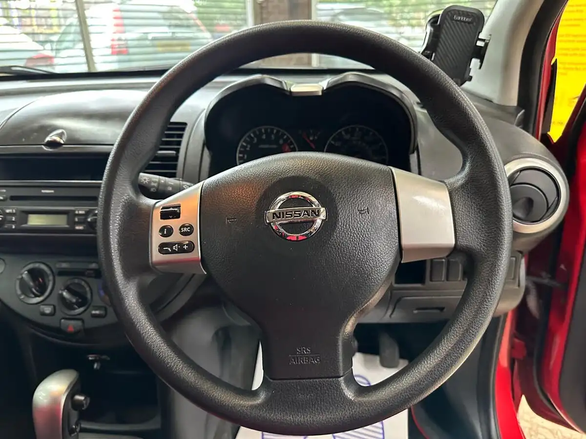 2010-nissan-note-16-visia-auto-big-12
