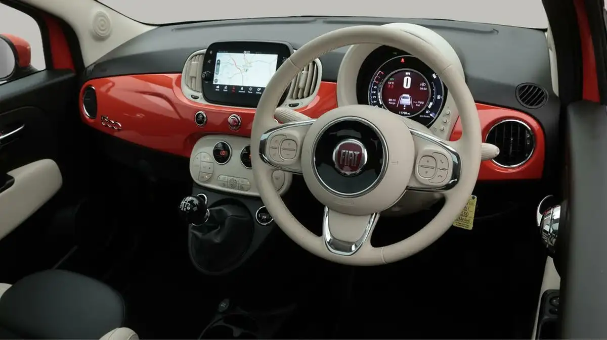 2022-fiat-500-10-dolcevita-plus-big-9