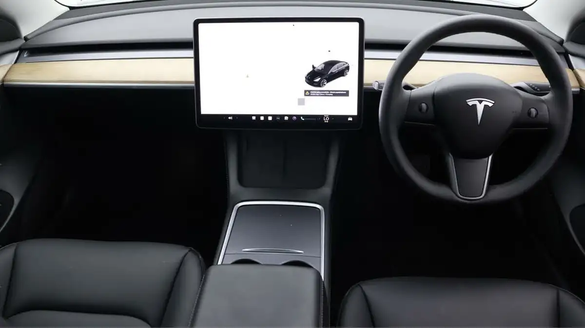 2021-tesla-model-3-e-long-range-awd-big-12