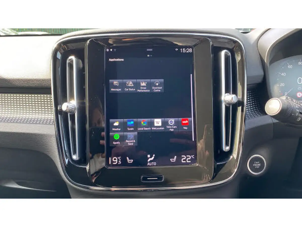 2021-volvo-xc40-15-t5-r-design-pro-258bhp-big-27