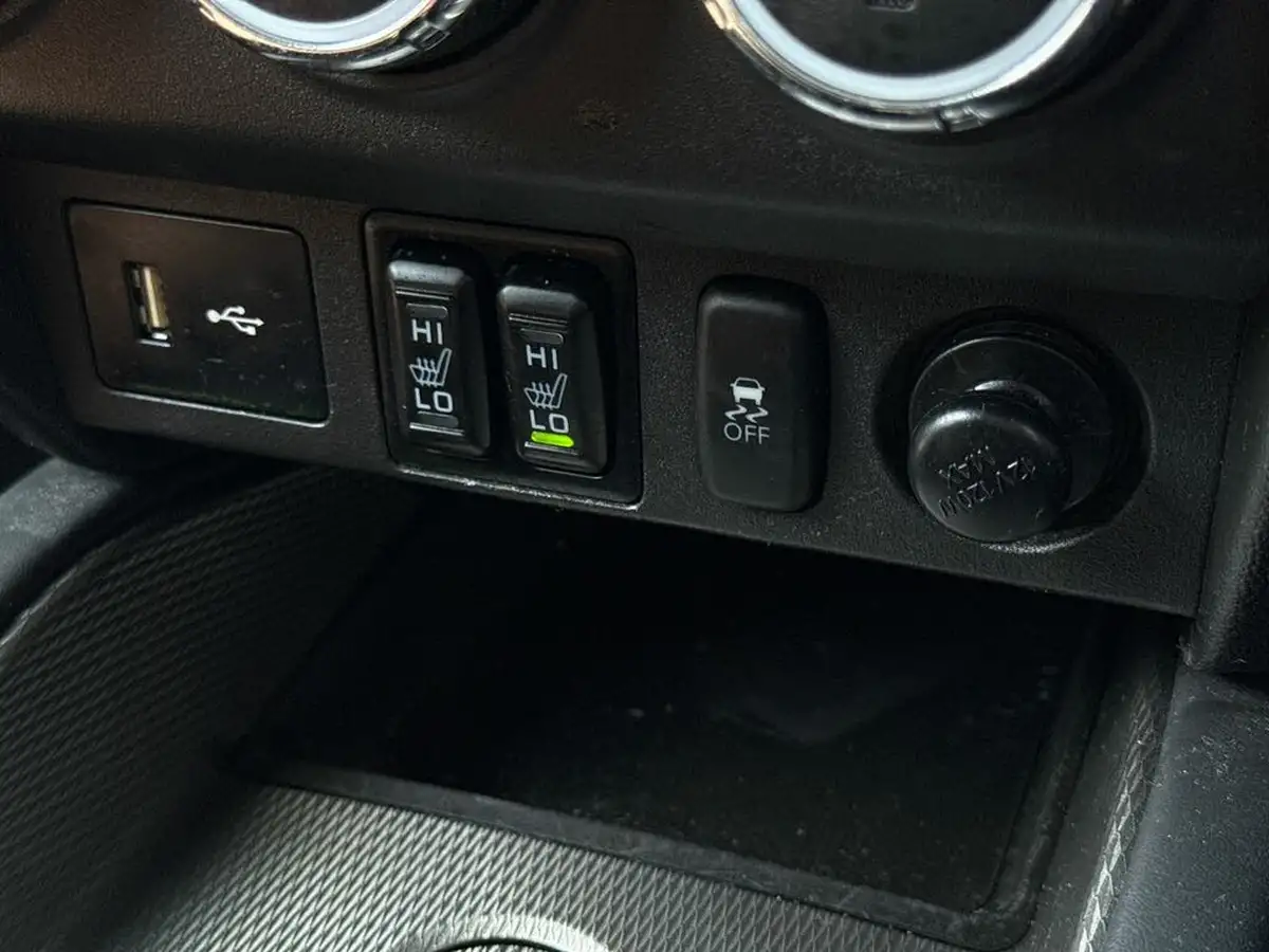 2018-mitsubishi-asx-16-3-big-35