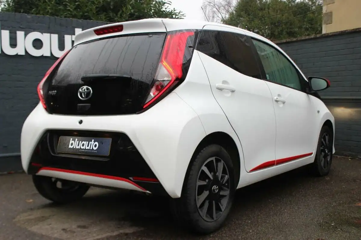 2022-toyota-aygo-10-vvt-i-x-trend-tss-x-shift-big-9