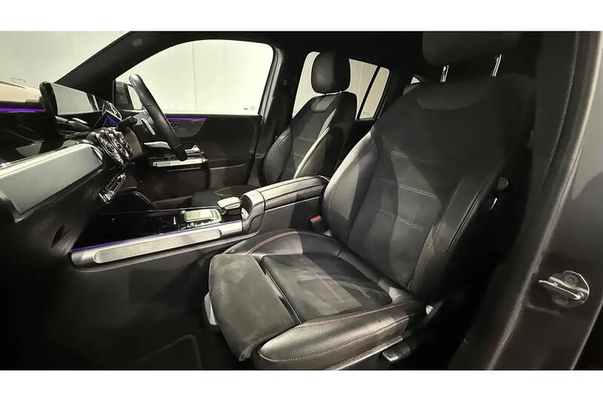 2021-mercedes-benz-glb-class-20d-glb200d-amg-line-premium-4matic-big-44