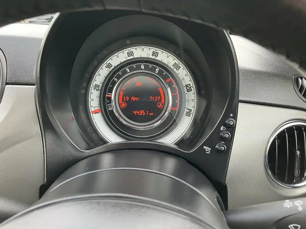 2018-fiat-500-12-s-big-13