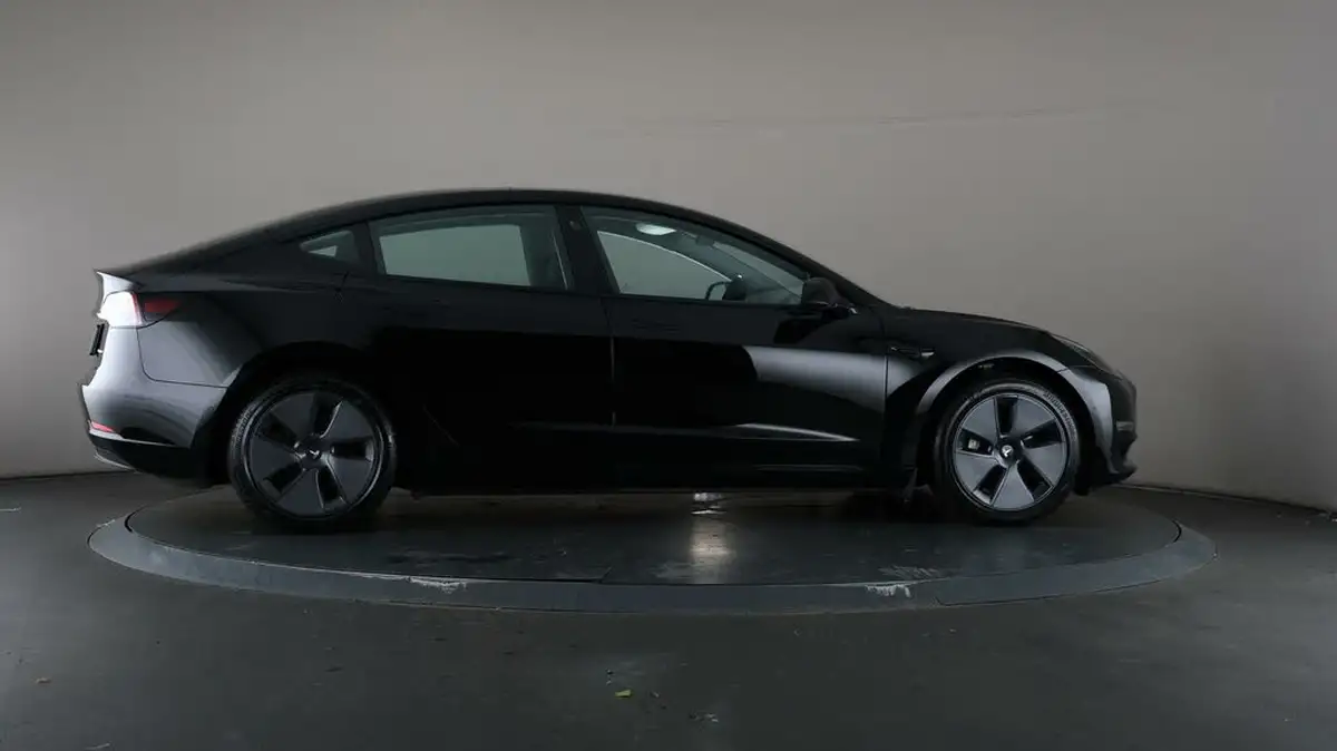 2021-tesla-model-3-e-long-range-4x4-big-61