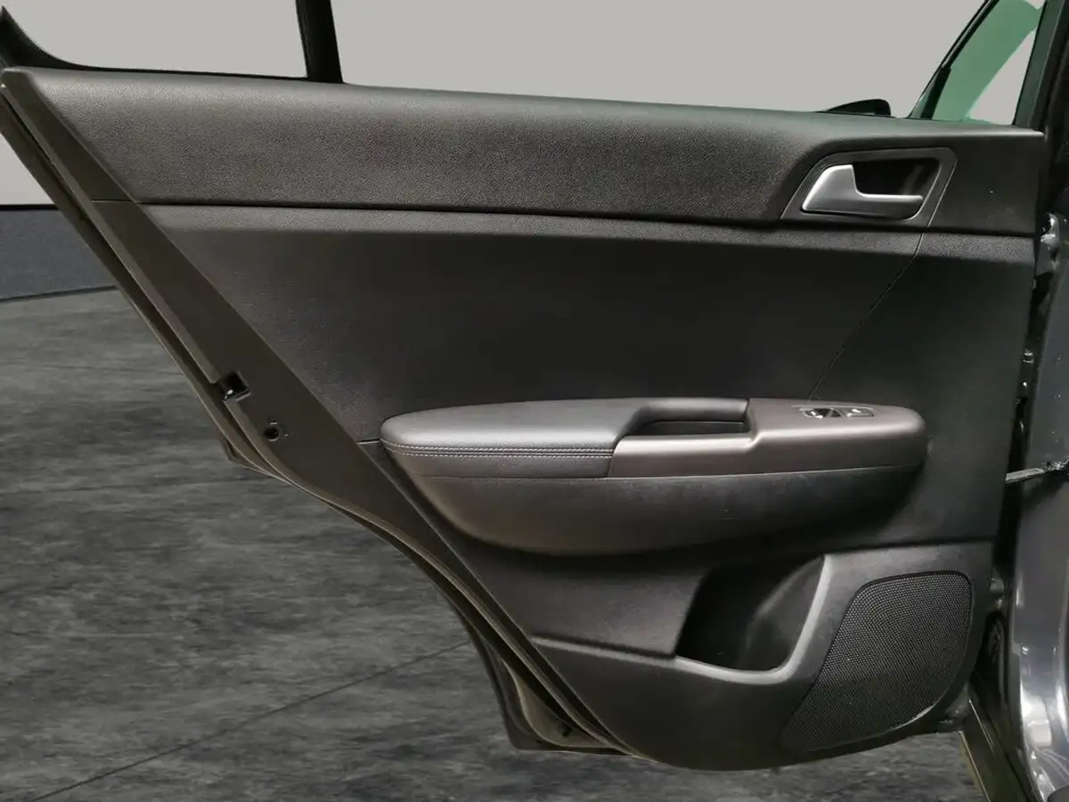2021-kia-sportage-16-gdi-2-big-36