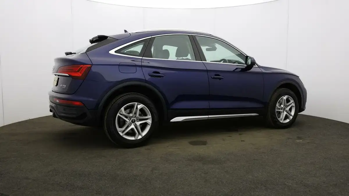 2022-audi-q5-20-45-tfsi-sportback-big-56