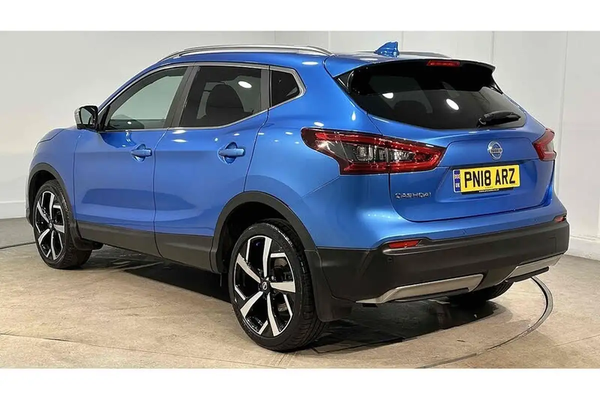 2018-nissan-qashqai-12-dig-t-tekna-xtronic-cvt-big-5