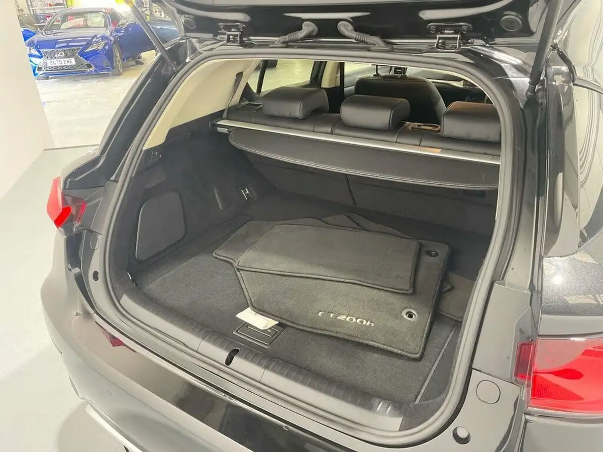 2021-lexus-ct-200h-18-ct-big-10