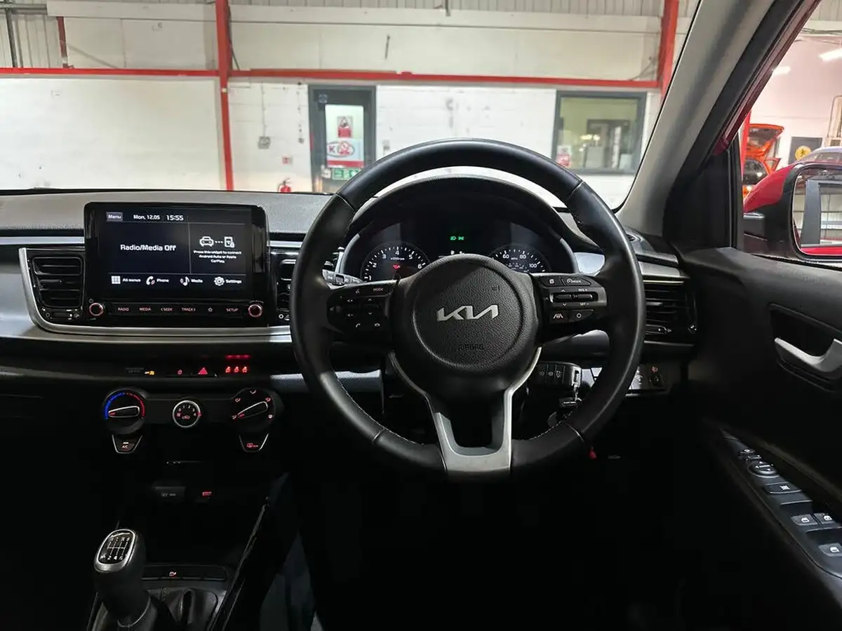 2022-kia-rio-10-t-gdi-2-big-16