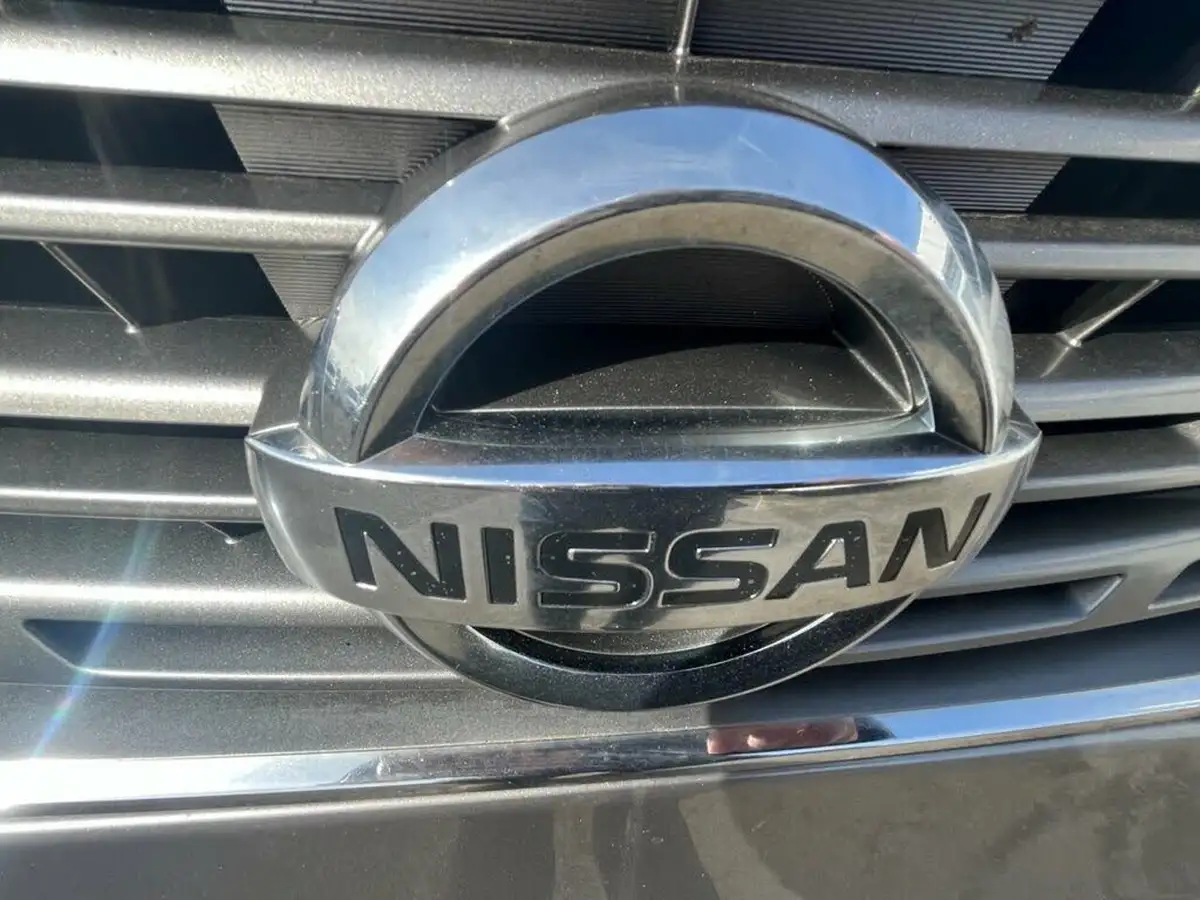 2017-nissan-navara-23dci-tekna-auto-big-48