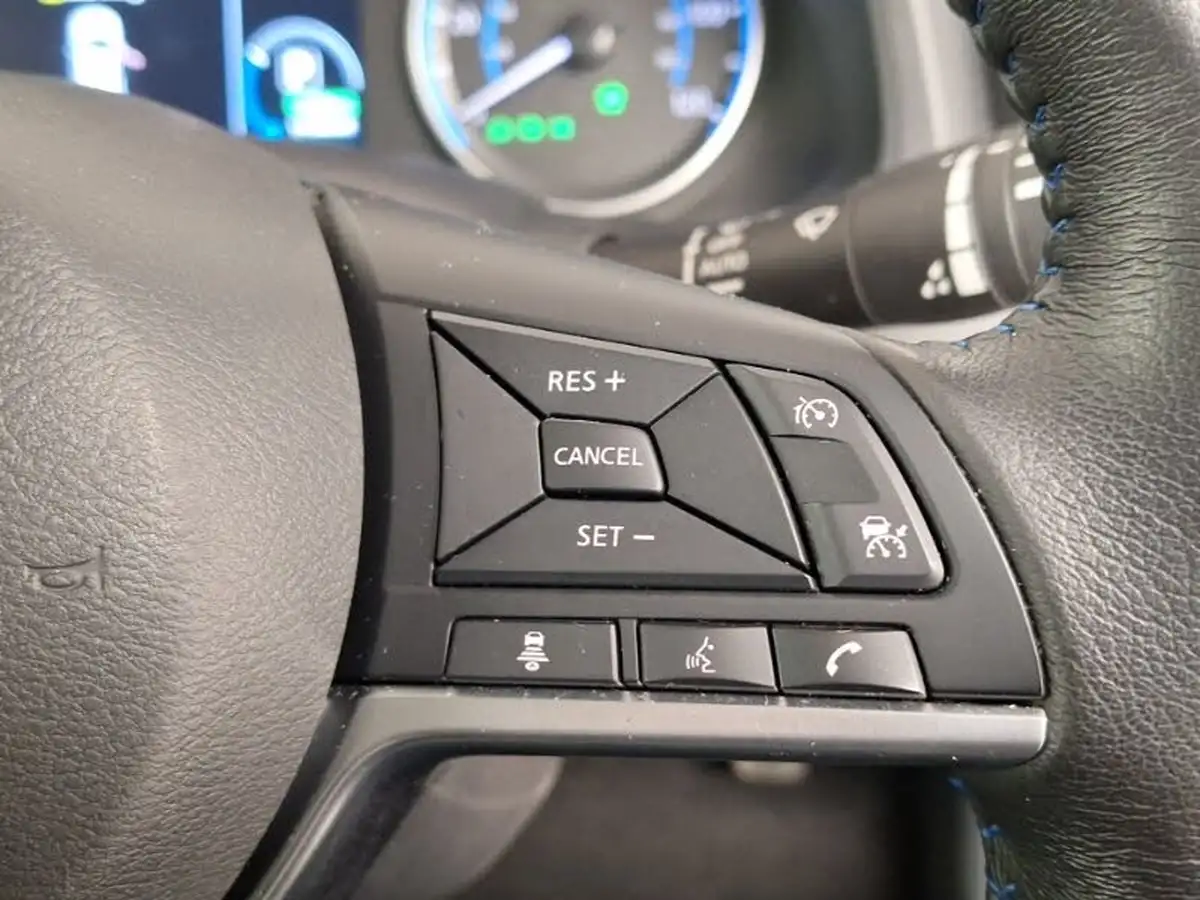 2022-nissan-leaf-e-acenta-39kwh-big-14