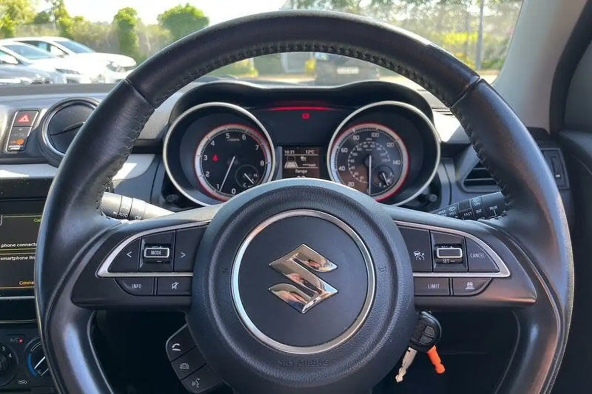 2021-suzuki-swift-12-dualjet-sz-l-big-11