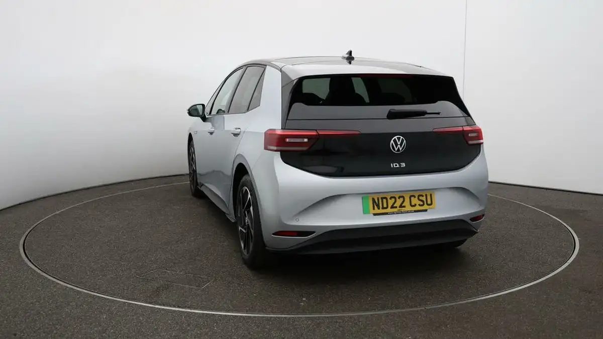 2022-volkswagen-id3-e-max-big-61