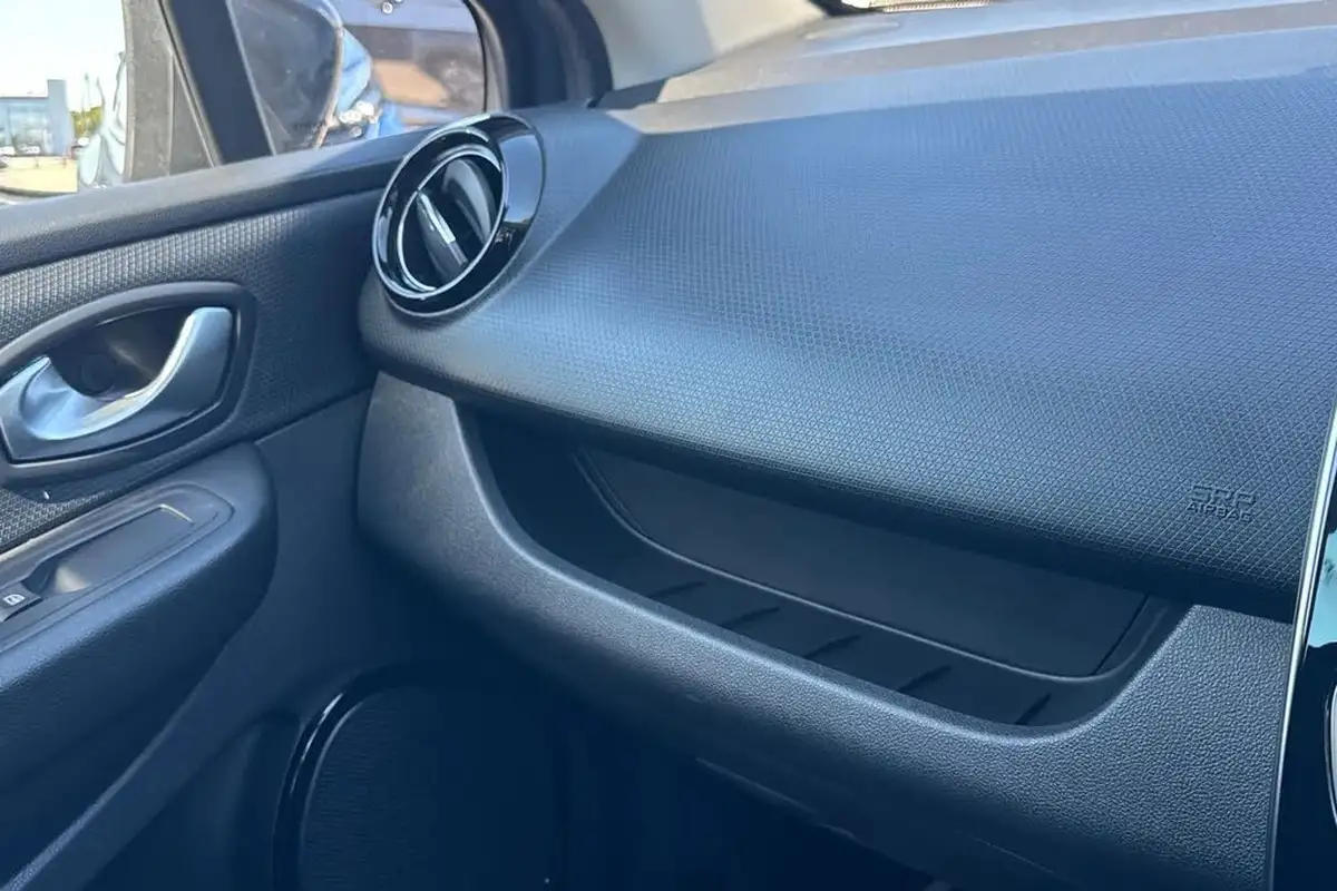 2018-renault-clio-12-tce-dynamique-s-nav-big-37