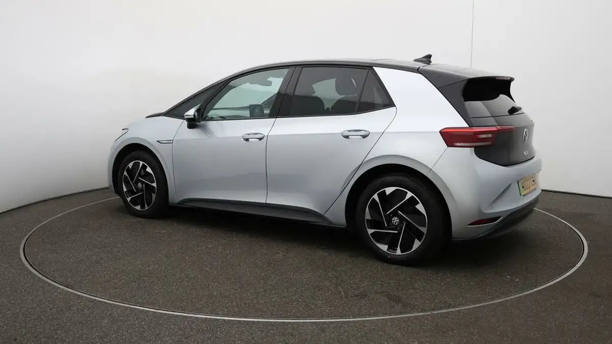 2022-volkswagen-id3-e-max-big-37