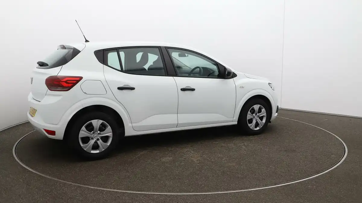 2022-dacia-sandero-10-sce-essential-big-50