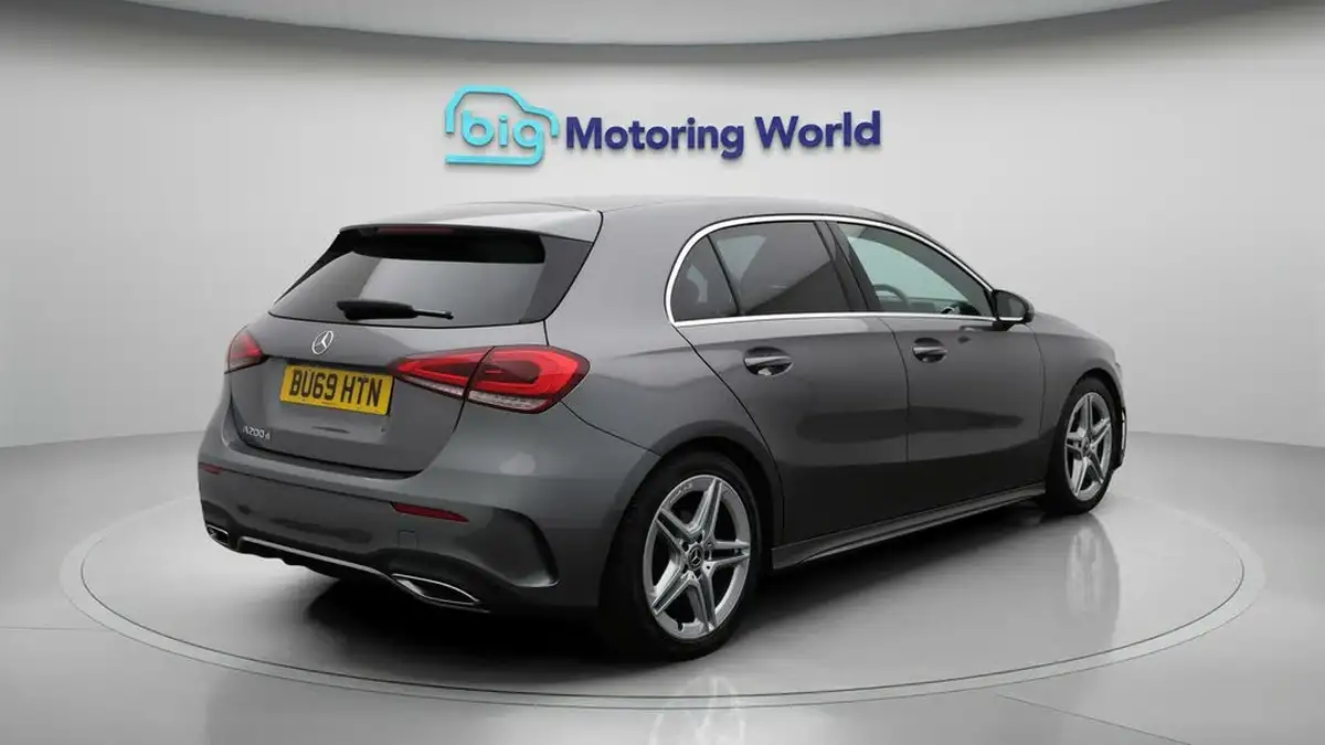 2019-mercedes-benz-a-class-20d-a200d-amg-line-hatchback-5d-big-6