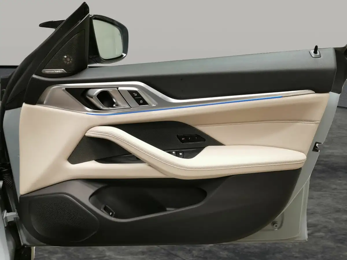 2023-bmw-i4-e-m50-big-38