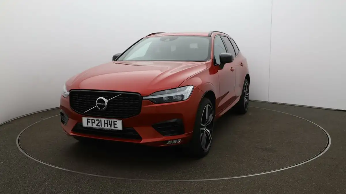 2021-volvo-xc60-20-b5-r-design-awd-big-36