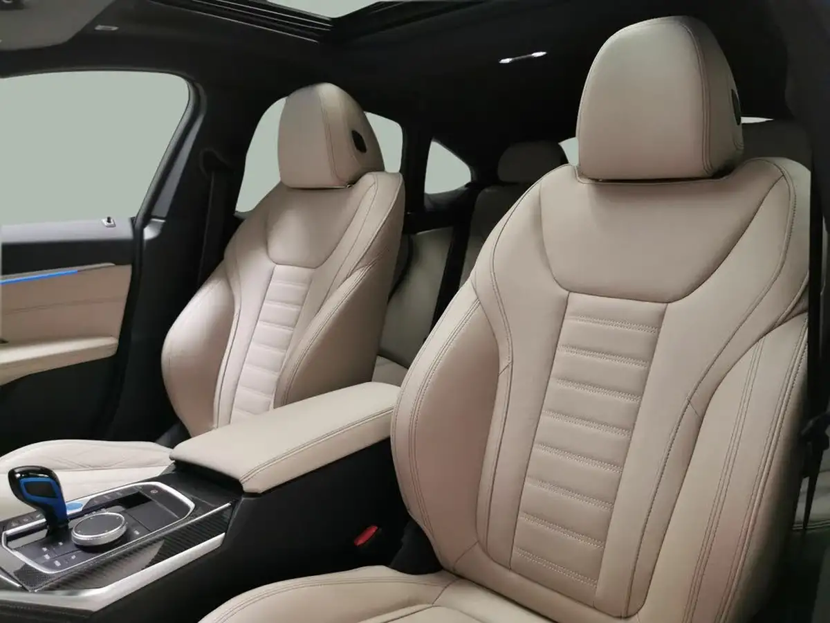 2023-bmw-i4-e-m50-big-10